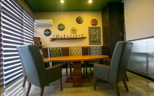 Olive Cafe/ Bar and Restaurant